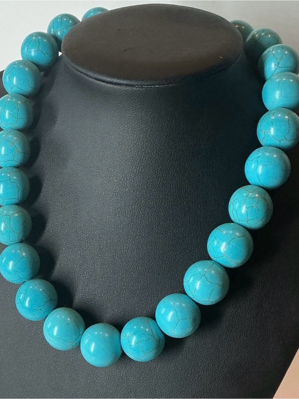 New Mayamar Turquoise Bold Beaded Necklace - Picture 3 of 3